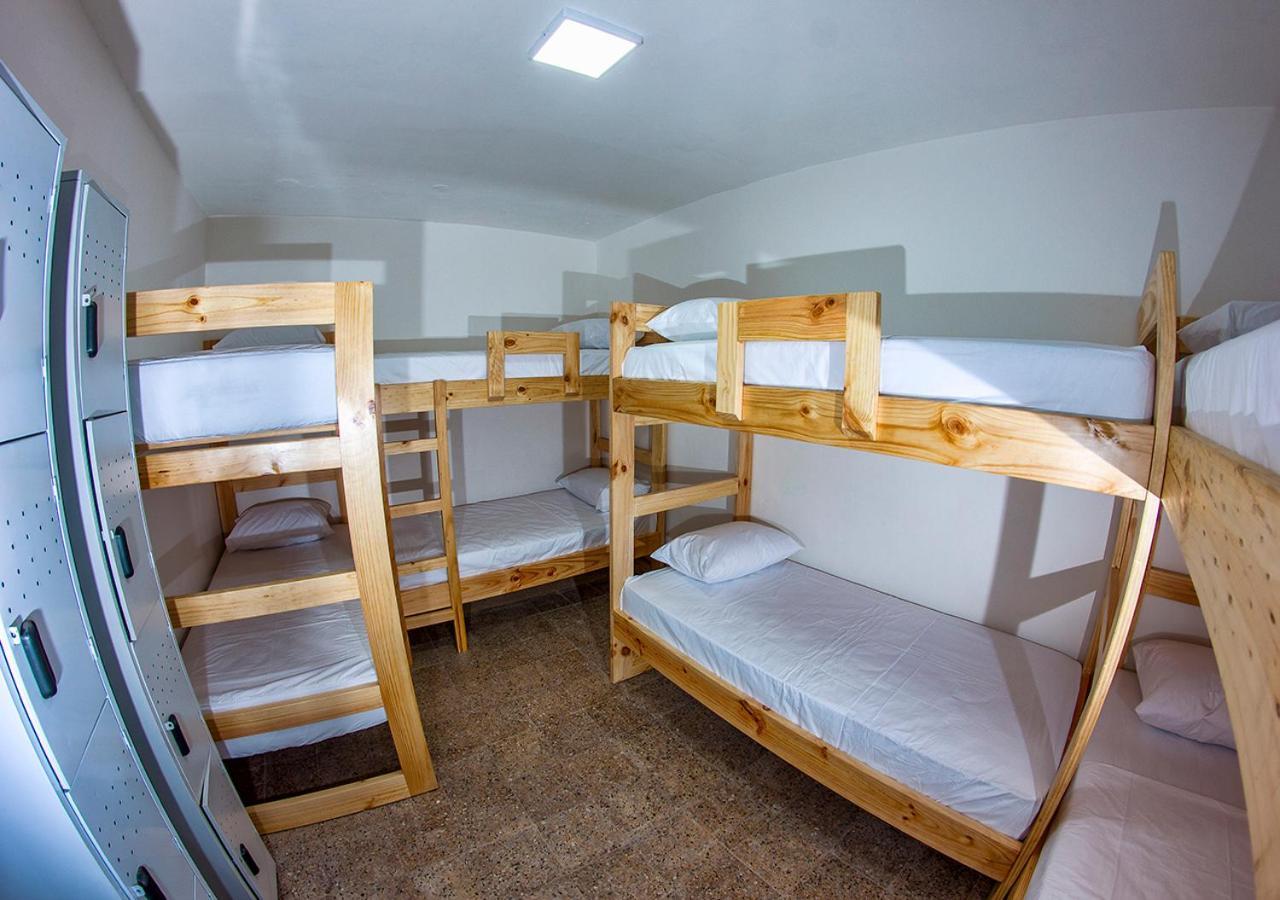 Charlie Palace Hostel Medellin Room photo